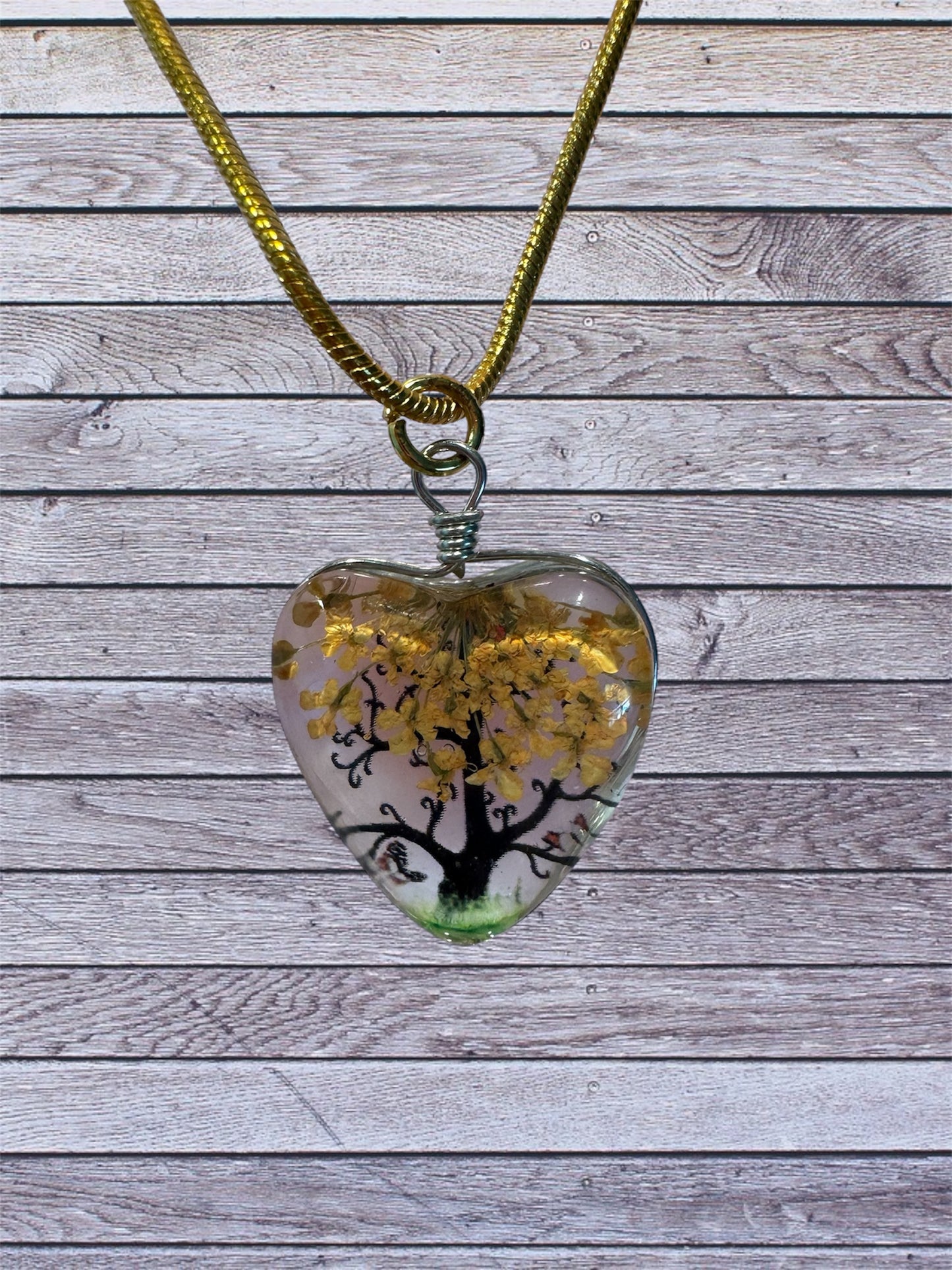 Resin Heart-Shaped Tree of Life Golden 18-inch