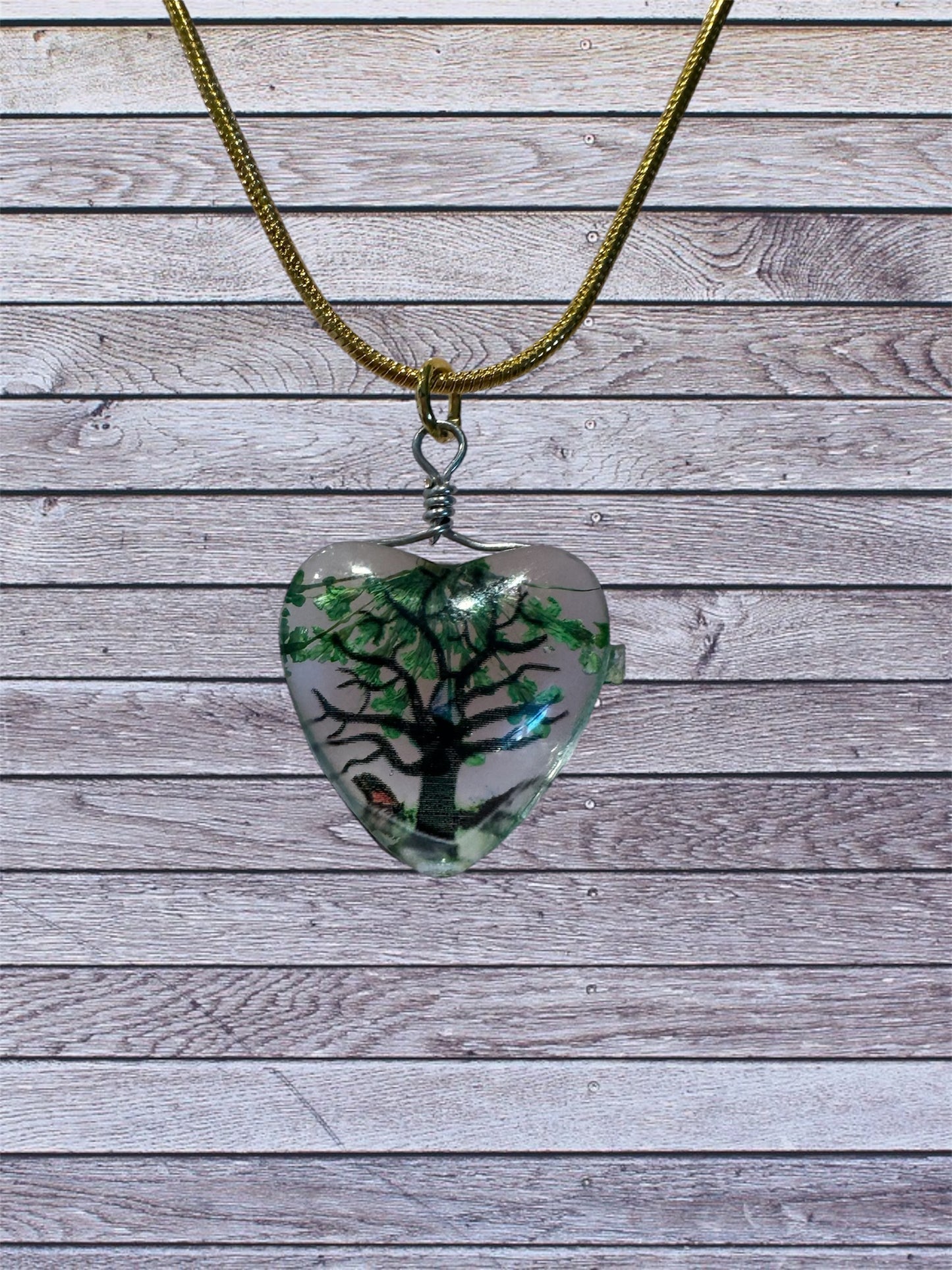 Resin Heart Shaped Tree of Life 18-Inch Golden