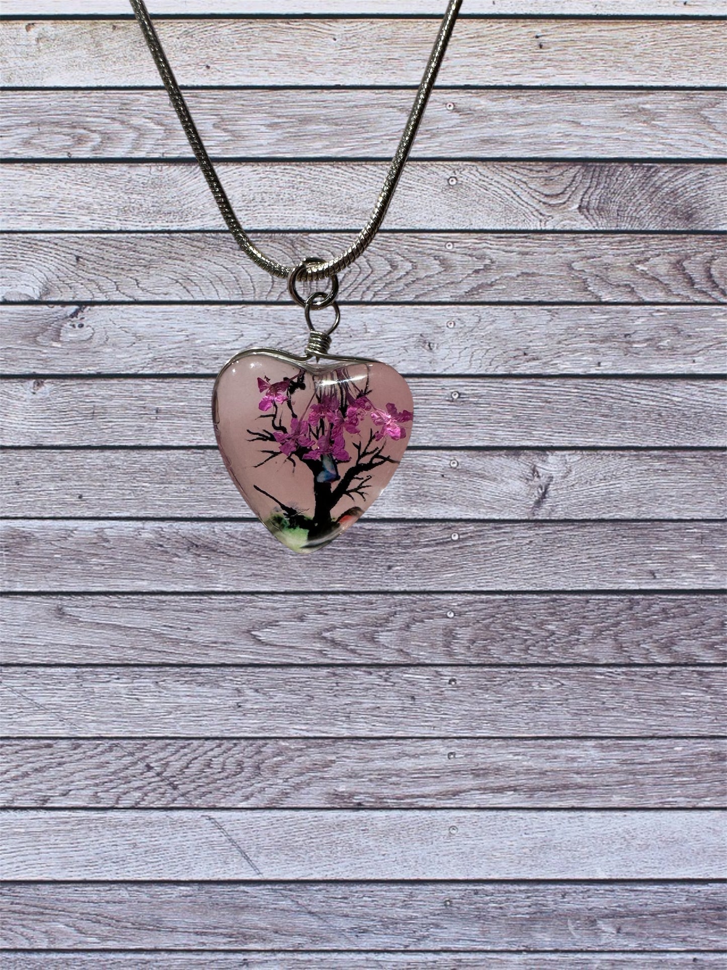 Resin Heart-shaped Tree of Life 20 inch Necklace - Silver